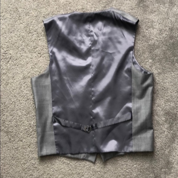 Express Vest - Picture 3 of 3